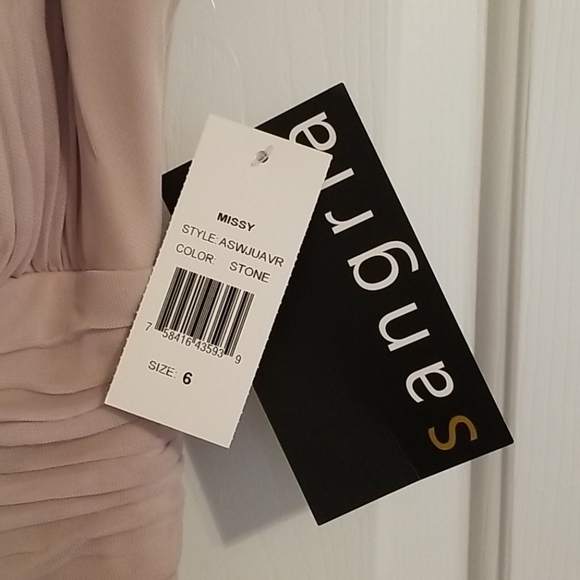 Evening / Prom / Bridesmaid Gown - Picture 8 of 8